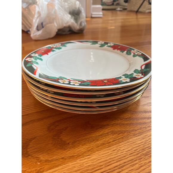 Tienshan Fine China Deck the Halls 6 10 1/4" dinner plates no chips or flaws - Picture 2 of 5